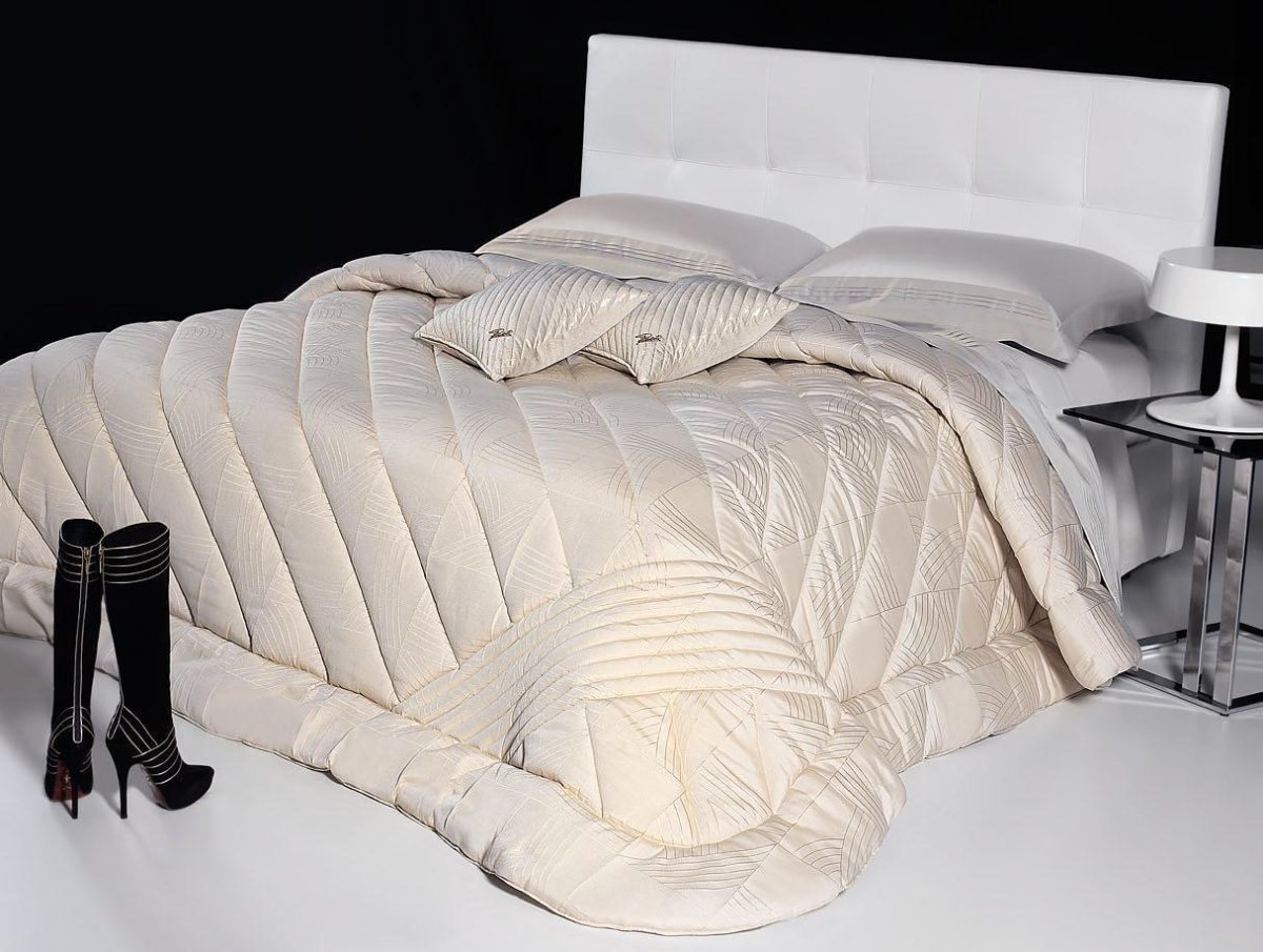 Пошив покрывало из портьерной ткани