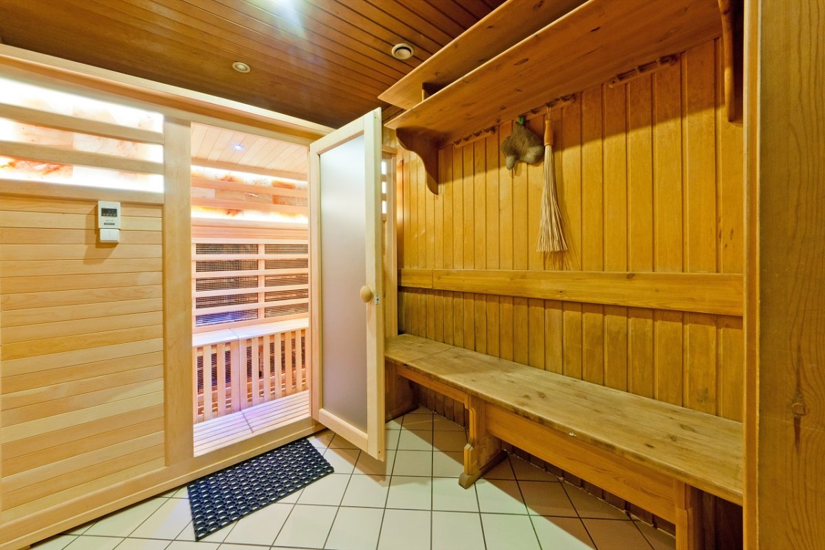 Раздевалка в бане