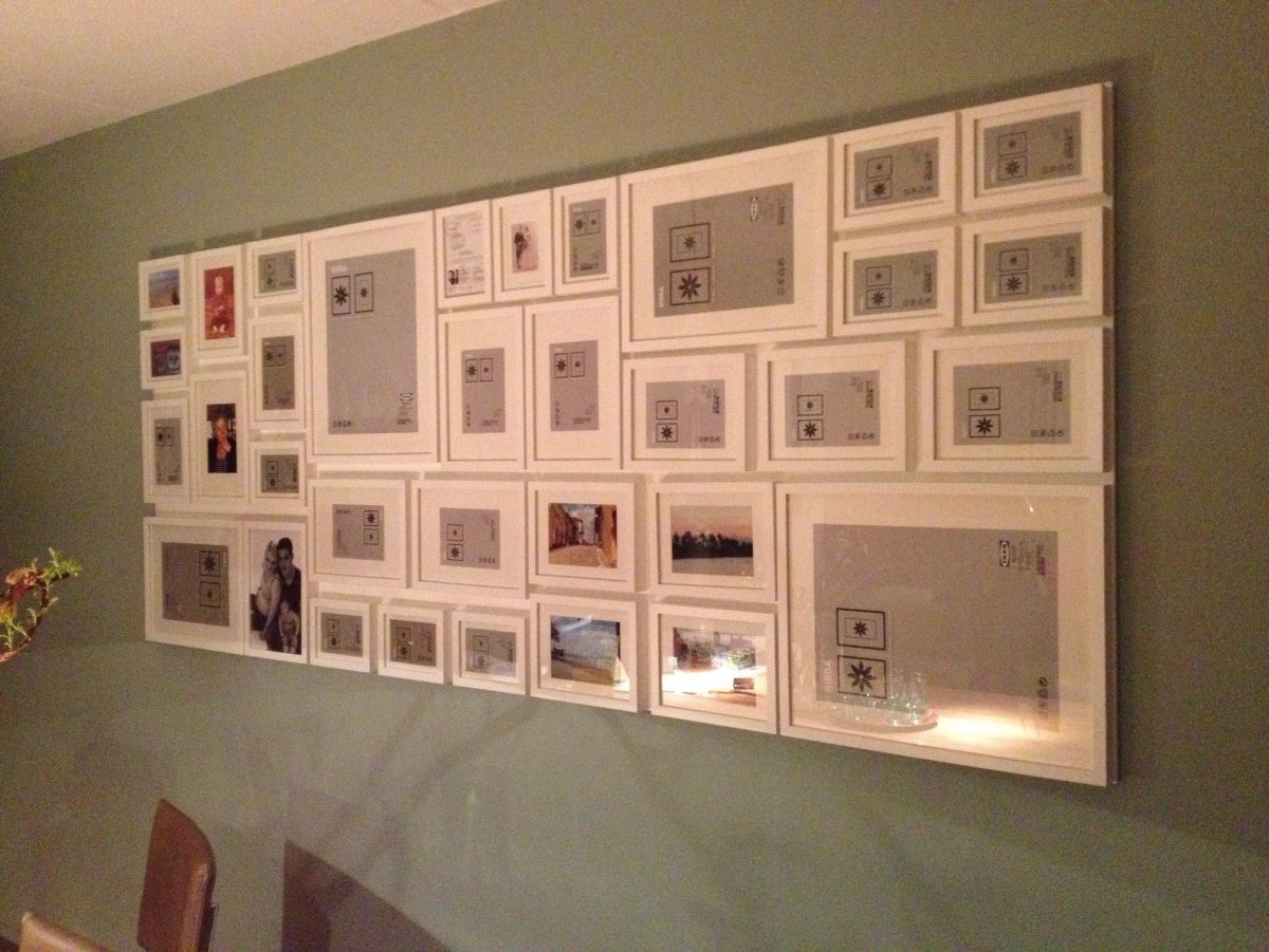 Муляжи на стенах