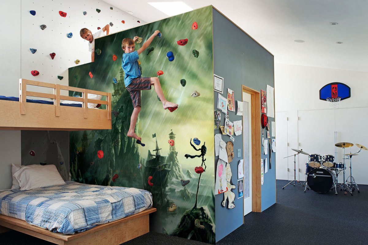 Скалодромы для детей в интерьере