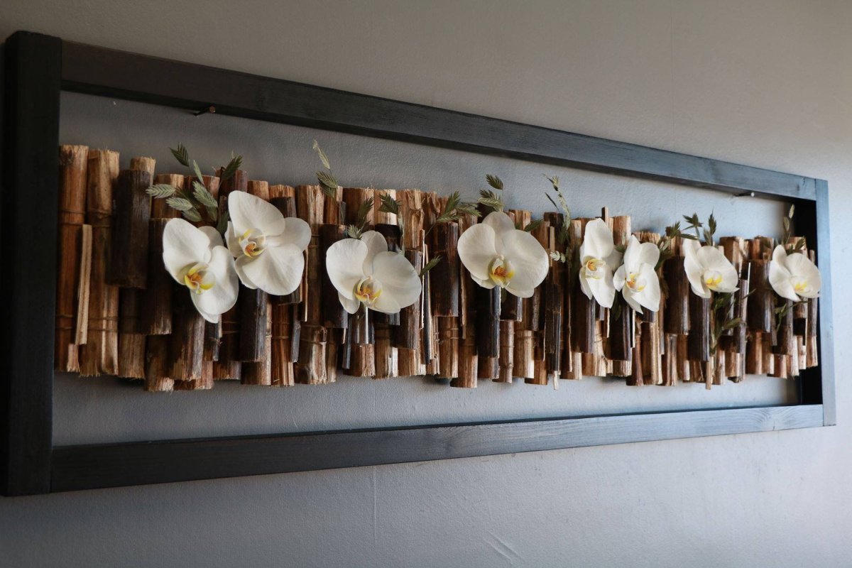 Декор стен искусственными цветами