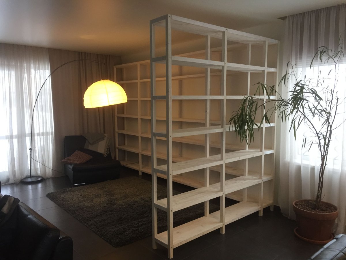 Стеллаж перегородка из реек