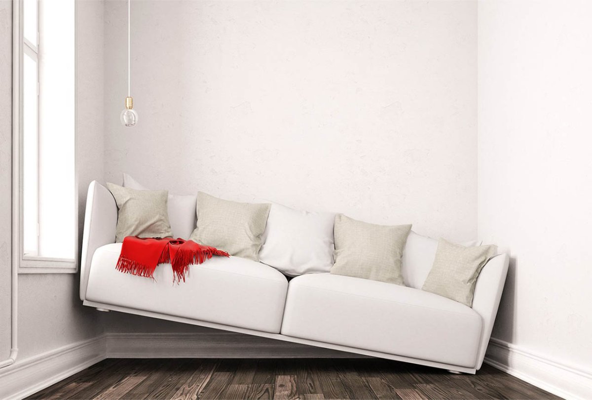 Интерьер с пустой стеной