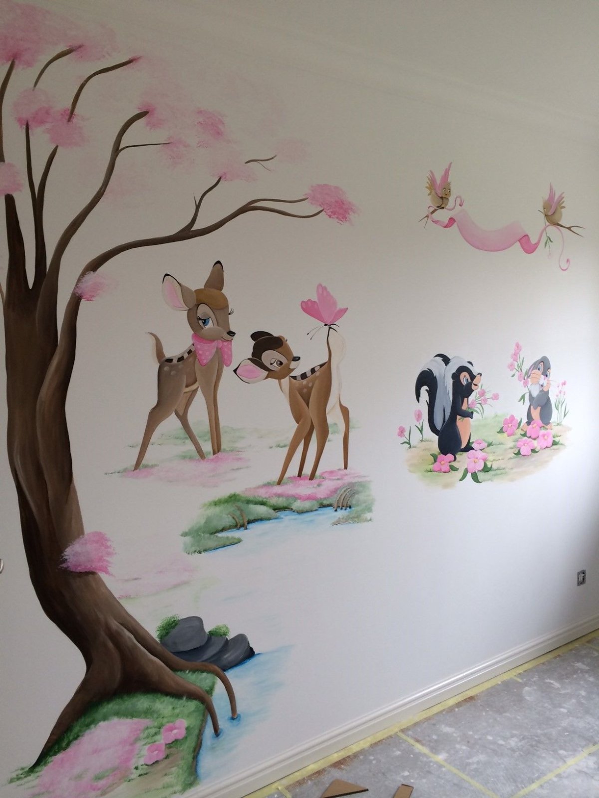 Роспись стен для детей