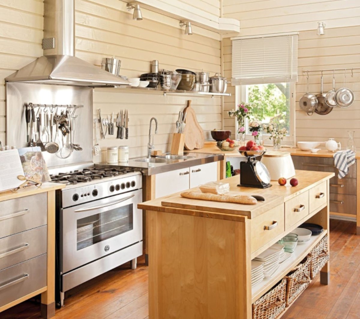 Отделка кухни под кирпич