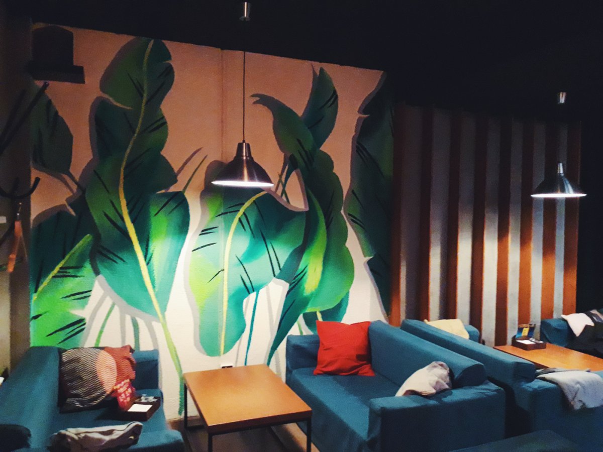 Роспись стен в кальянной