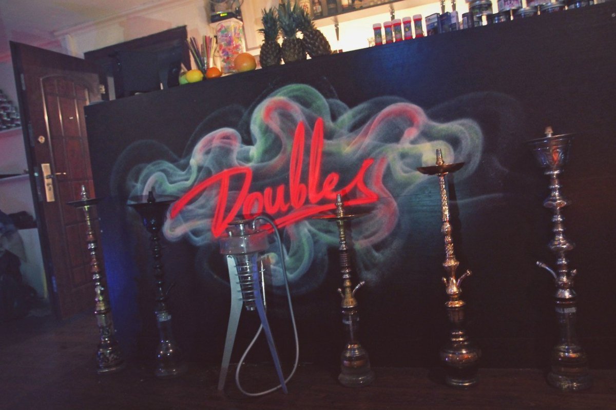 Кабинки в кальянной