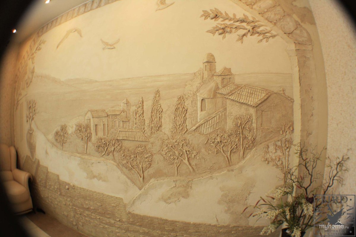 Барельеф Италия