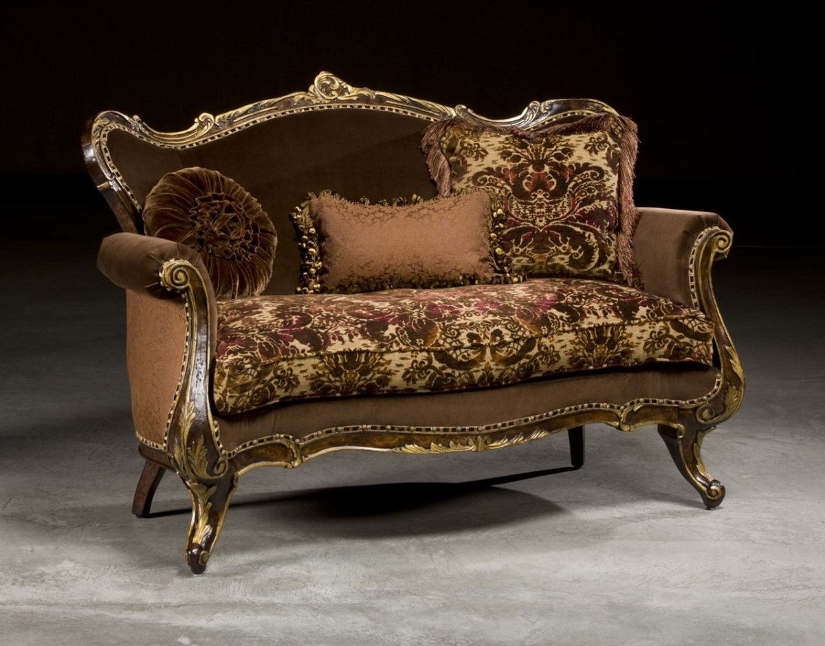 Мебель в викторианском стиле