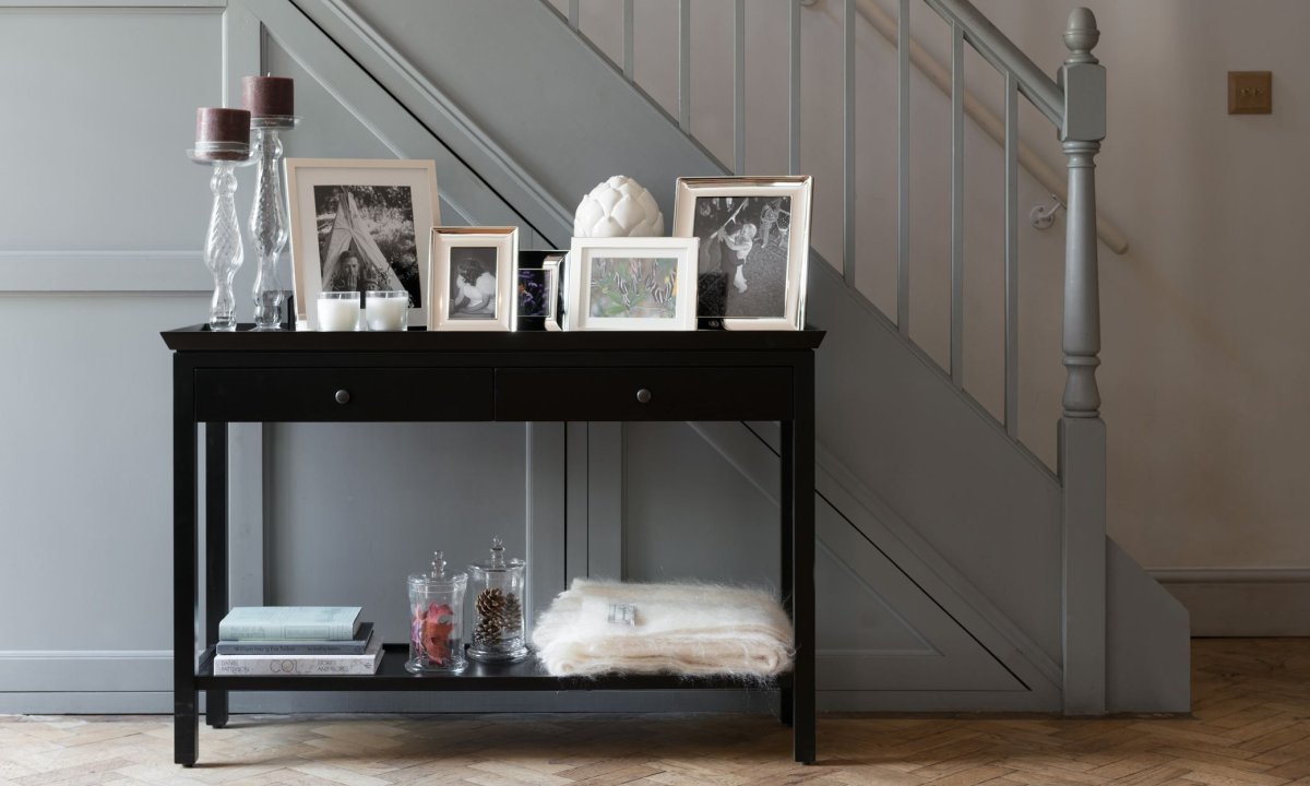 Икеа консольный стол ХЕМНЭС