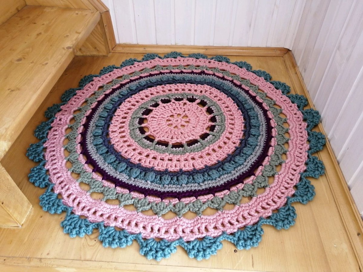 Марина Малахова. Вязаные ковры