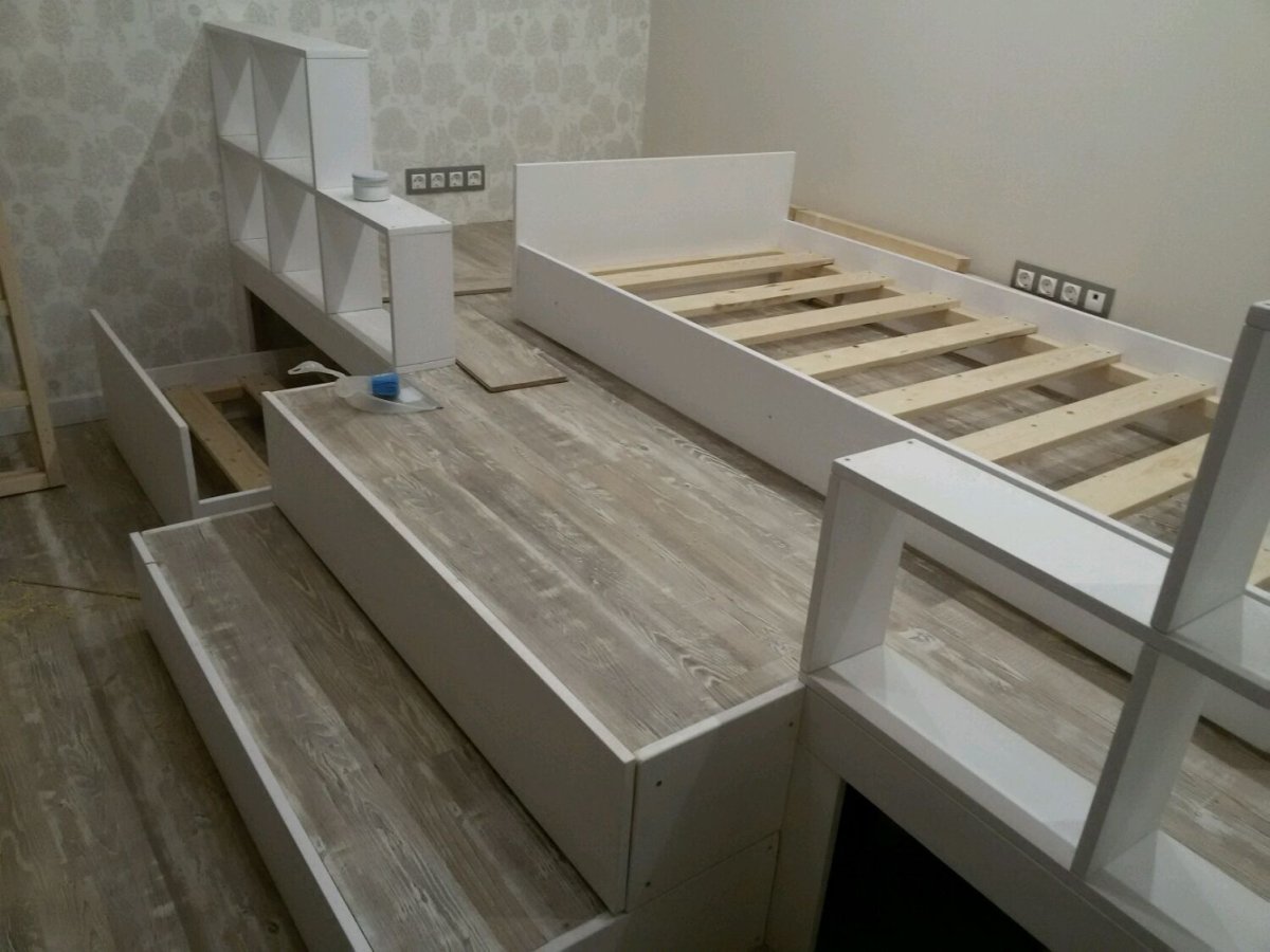 Детская кровать подиум
