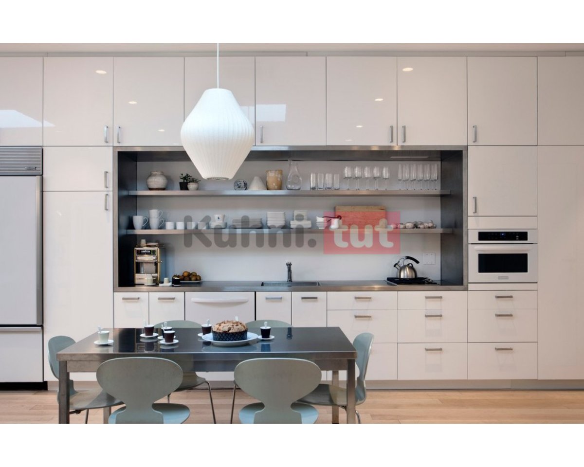 Кухонный гарнитур с антресолями