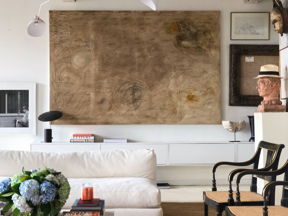 Бежевые стены на кухне