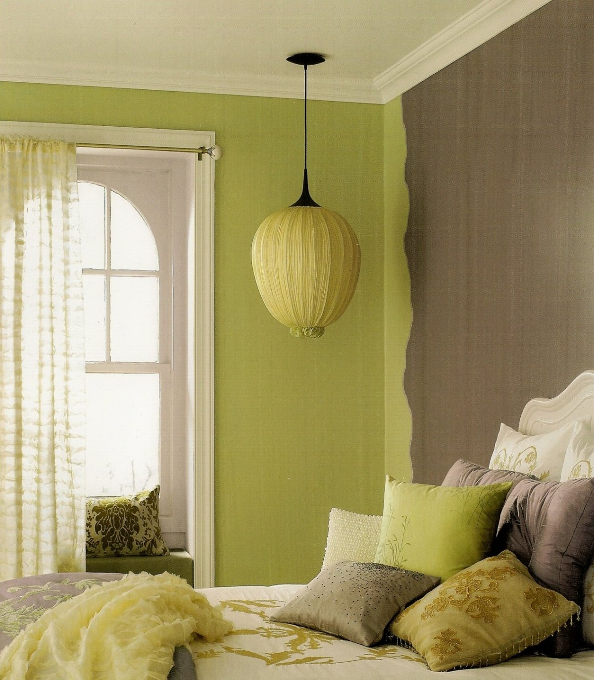 Мятный и желтый в интерьере