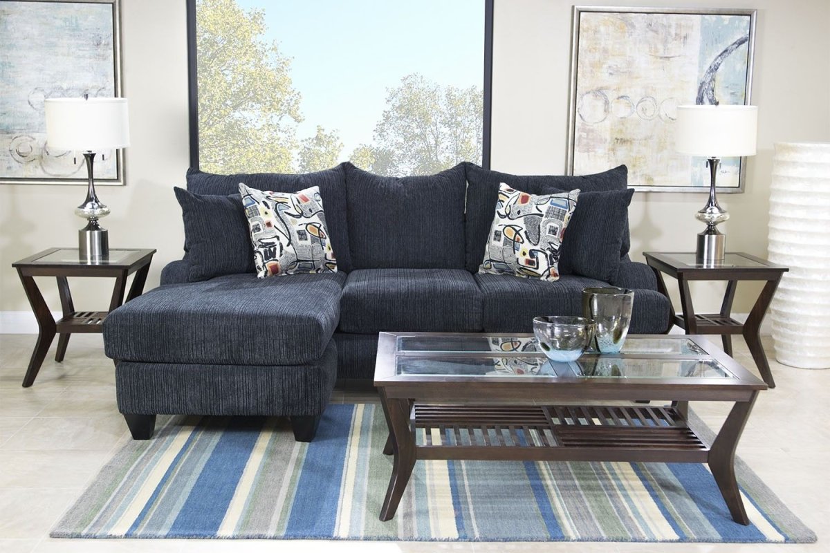 Сине голубой диван в интерьере