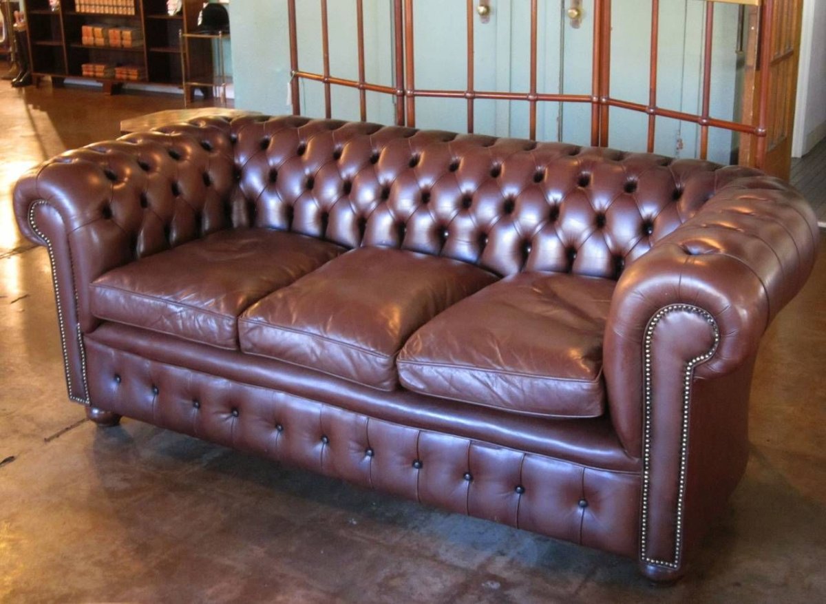 Sofa in English
