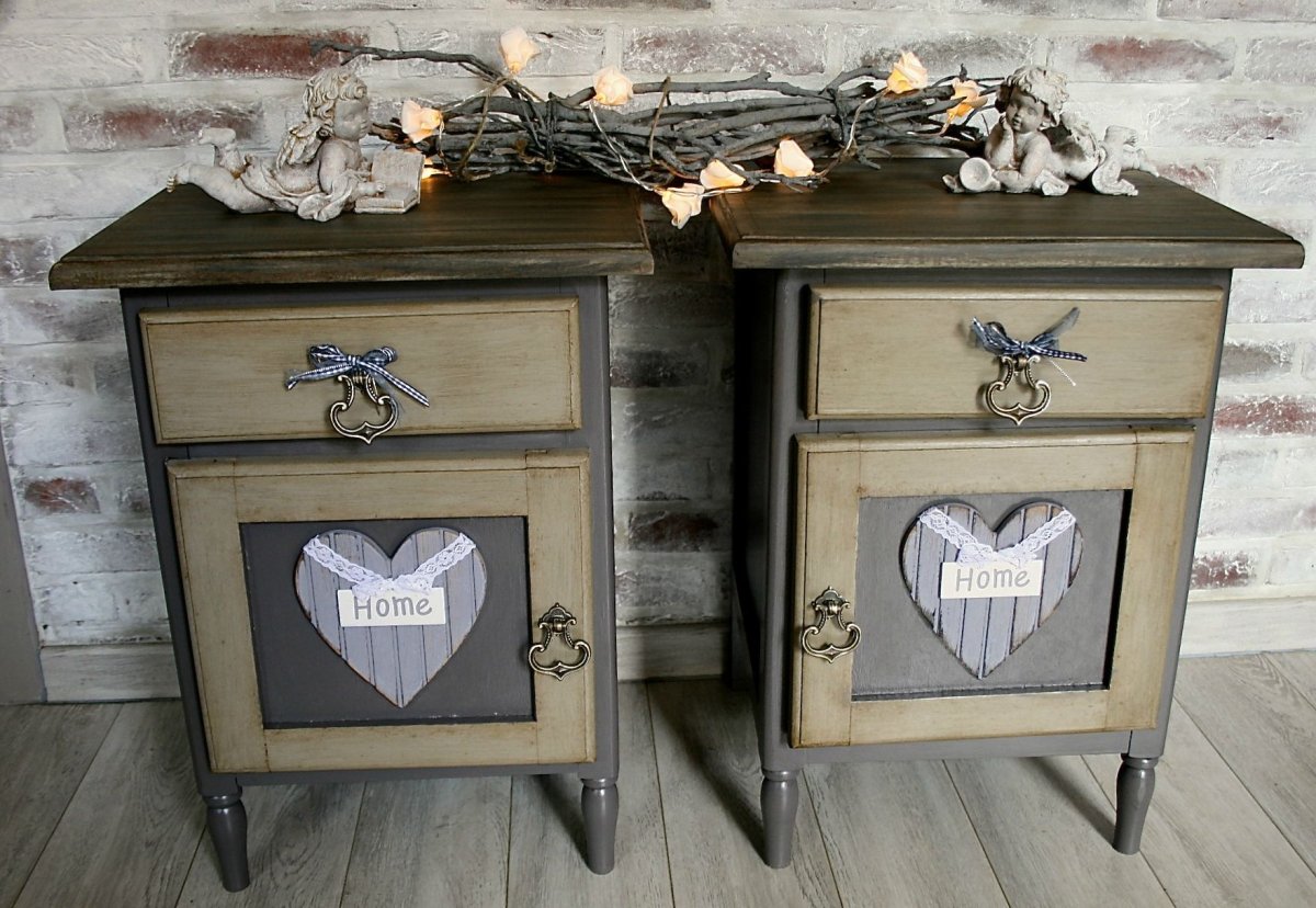 Бежевая тумба икеа в интерьере спальни