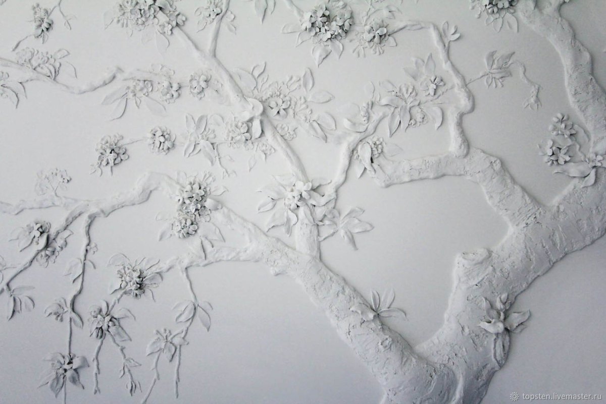 Лепнина на потолке