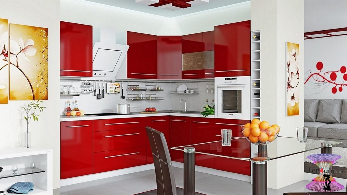 Кухня с оранжевым холодильником