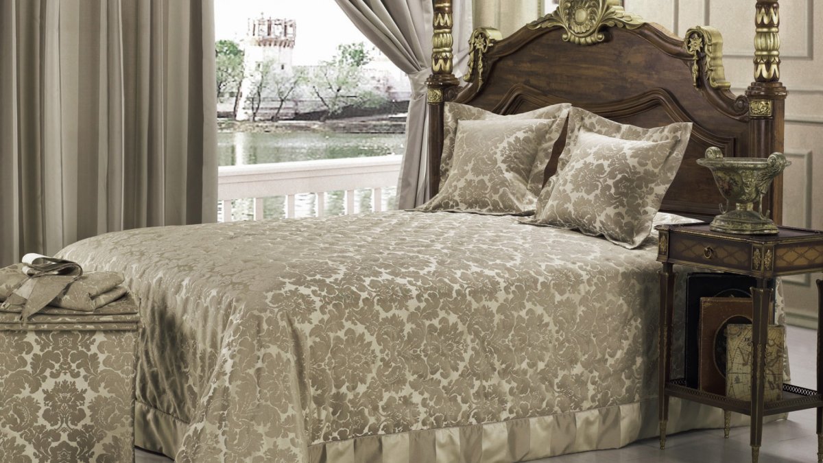 Комплект шторы и покрывало на кровать для спальни