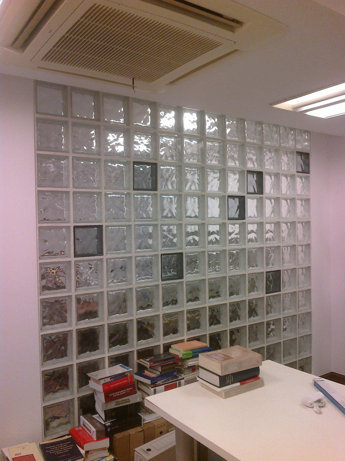 Витраж из стеклоблоков