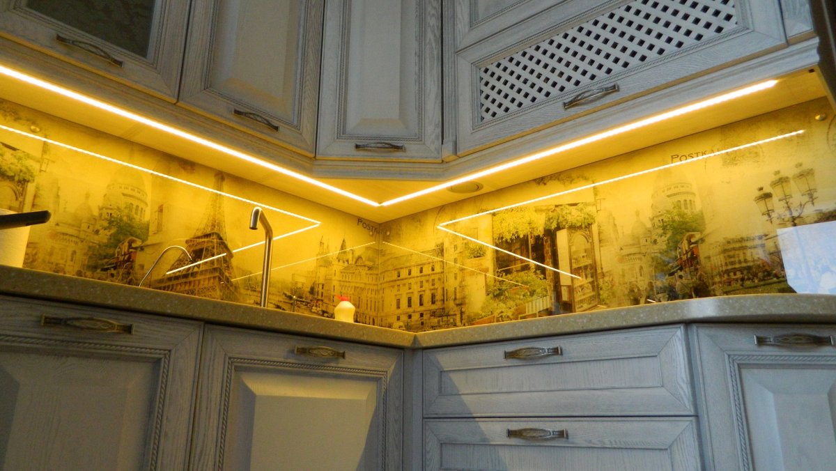 Подсветка для кухни Леруа