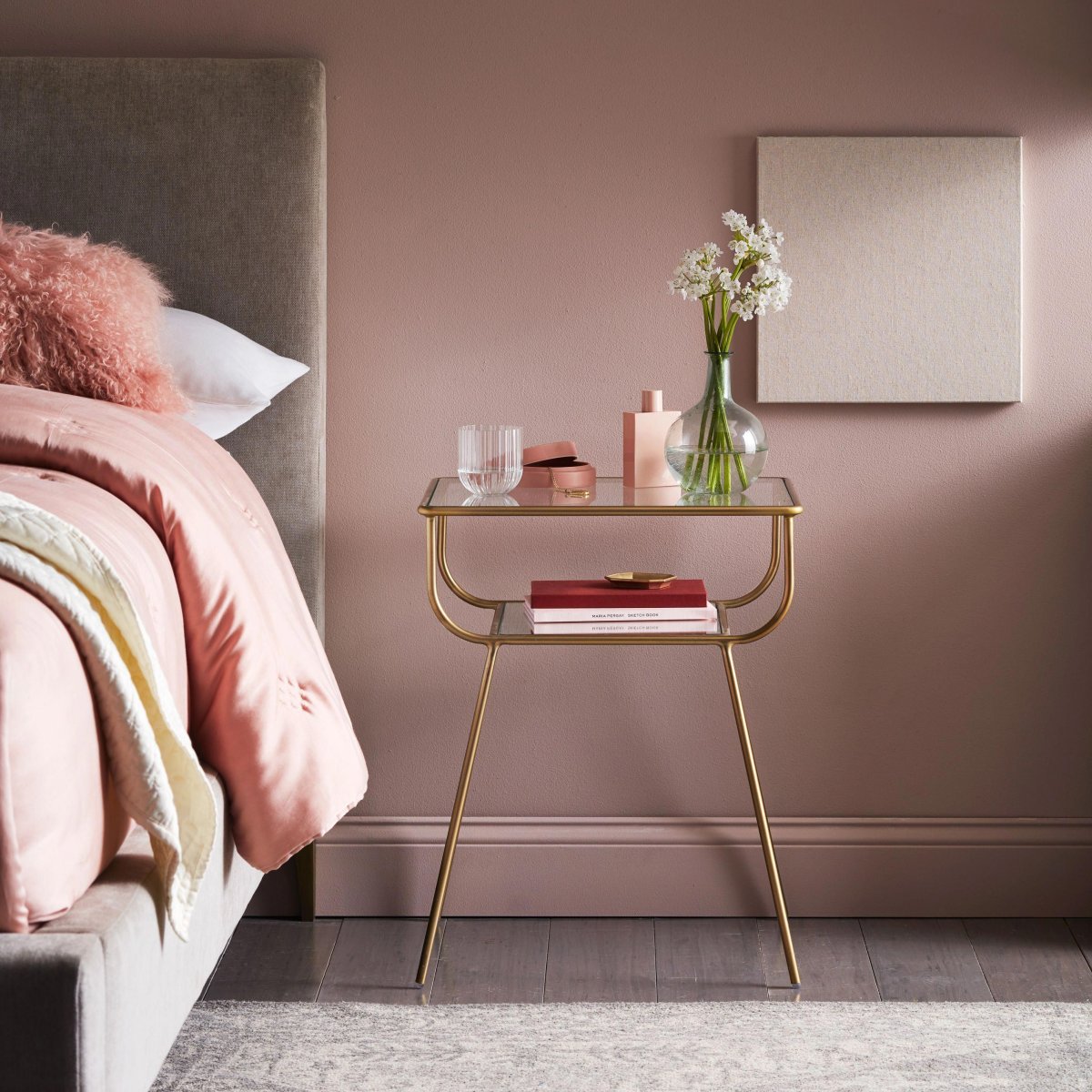 Светло розовые стены в интерьере