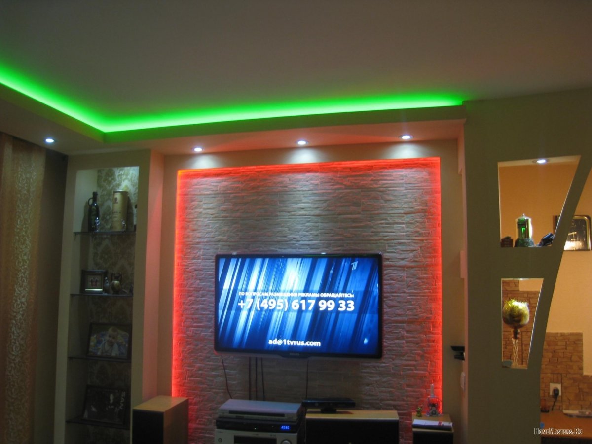 Многоуровневый потолок в спальне