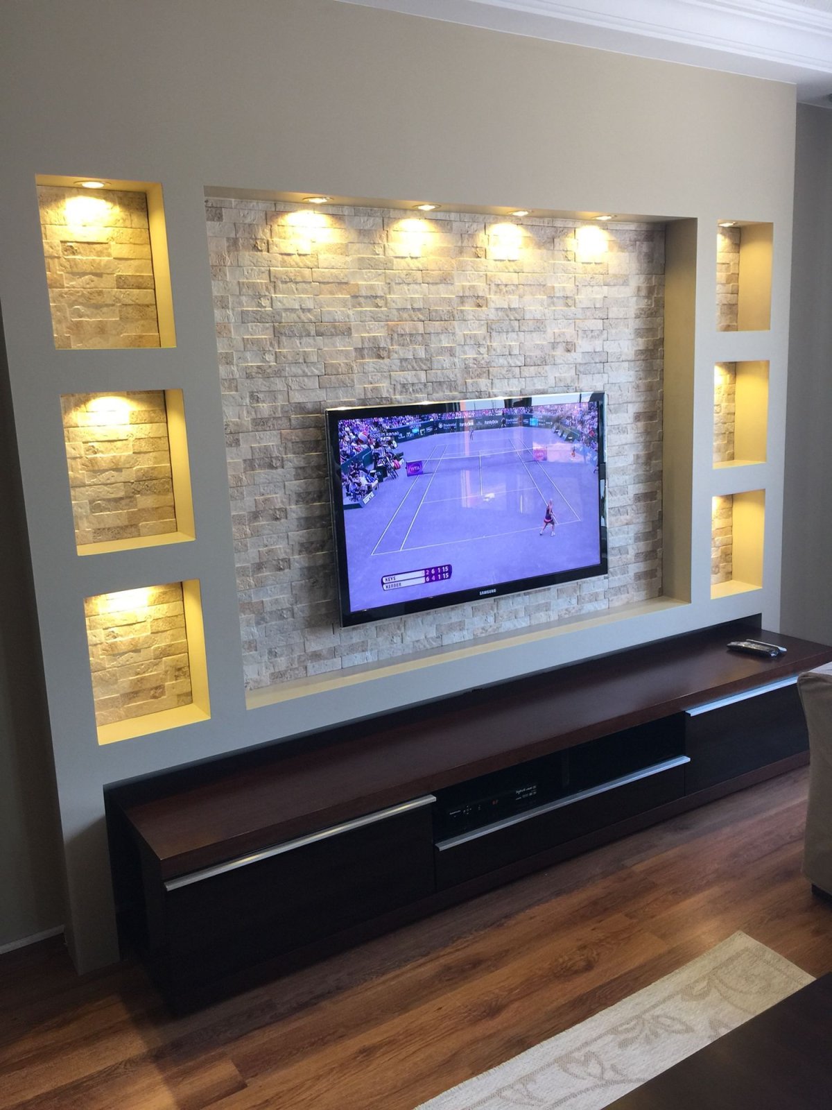 Потолок в спальне