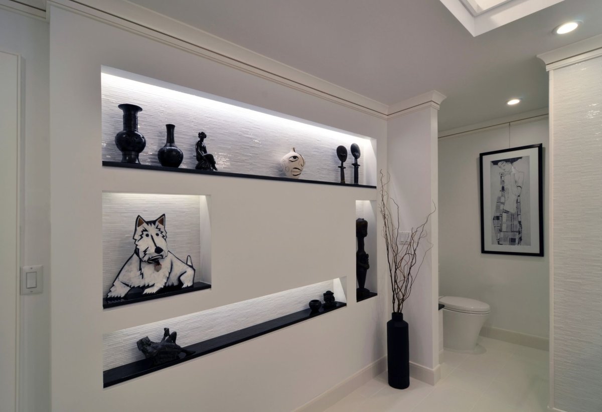 Стена с полками из гипсокартона