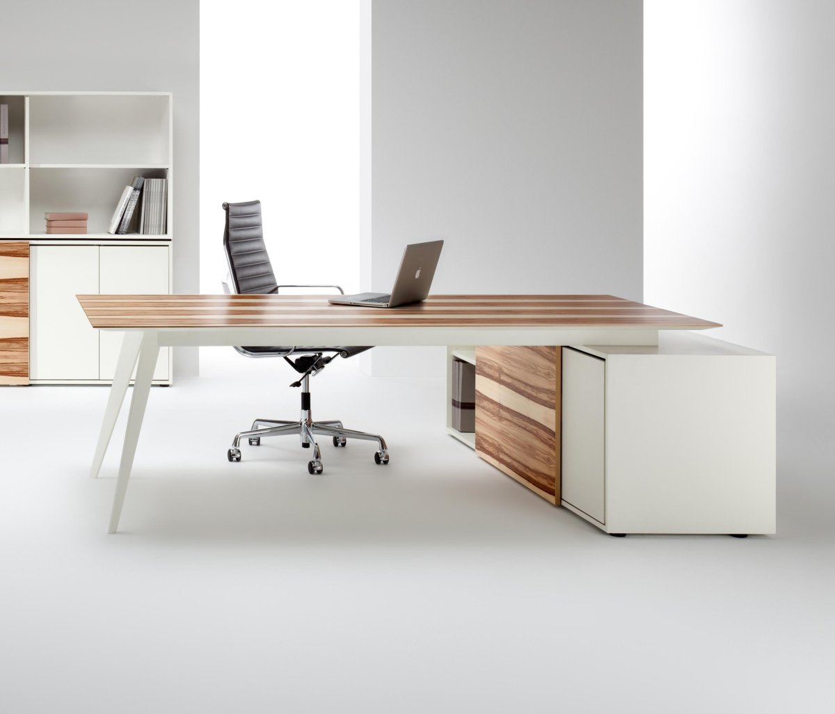 Кабинет руководителя в скандинавском стиле