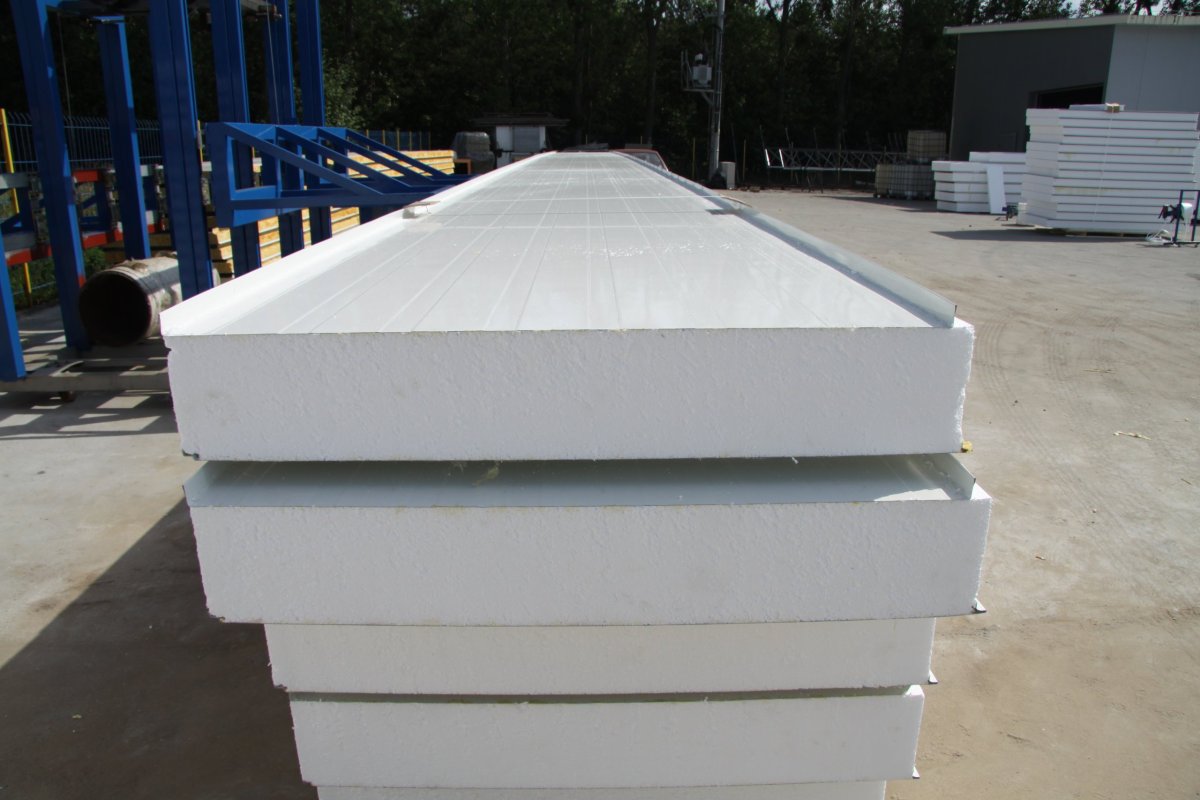 Декор потолка из пенопласта