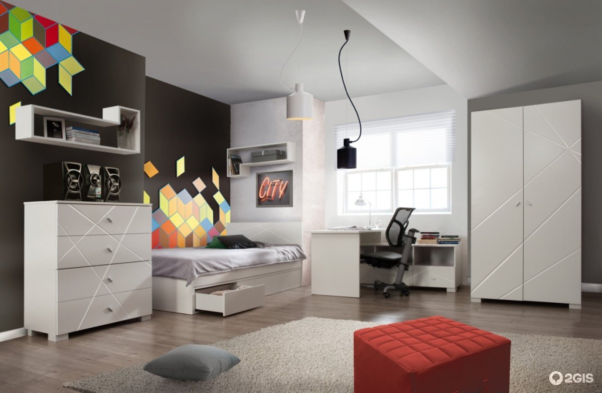 Подростковая мебель с котом и наушниками