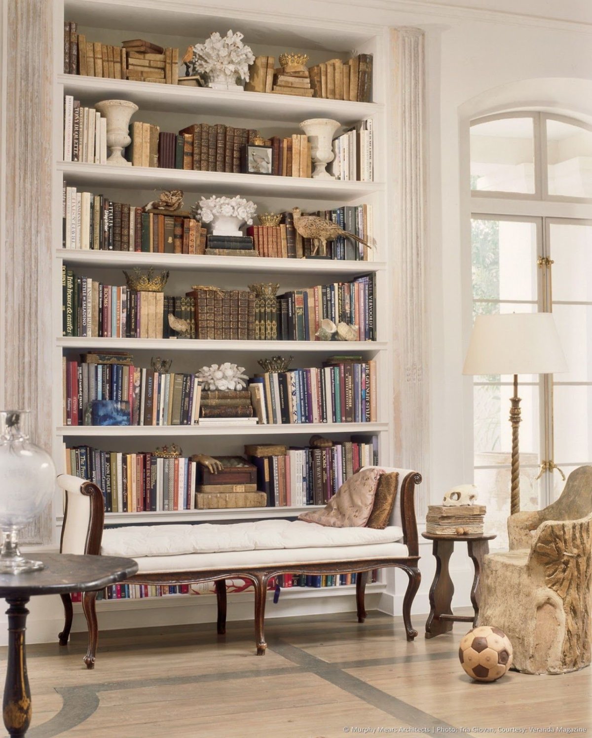 Декор для библиотеки