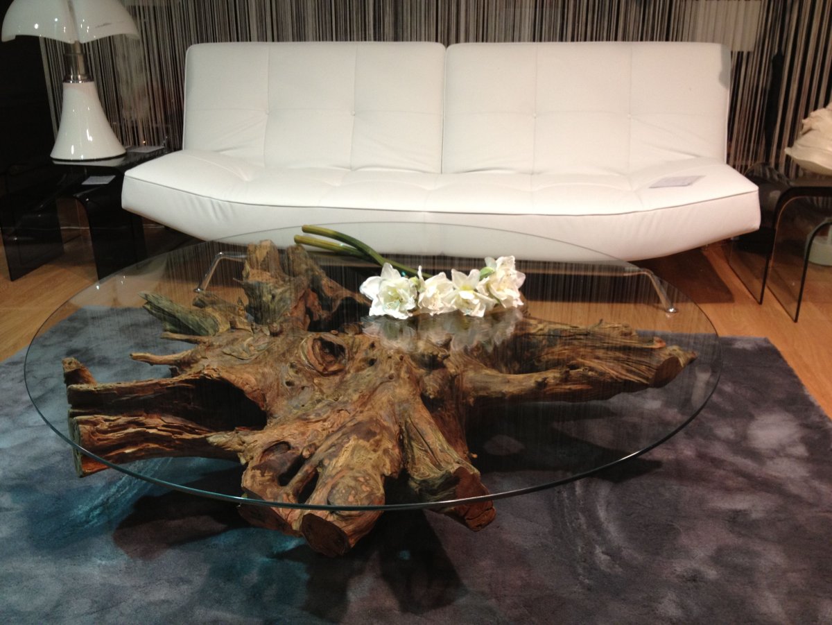 Стол из корня дерева