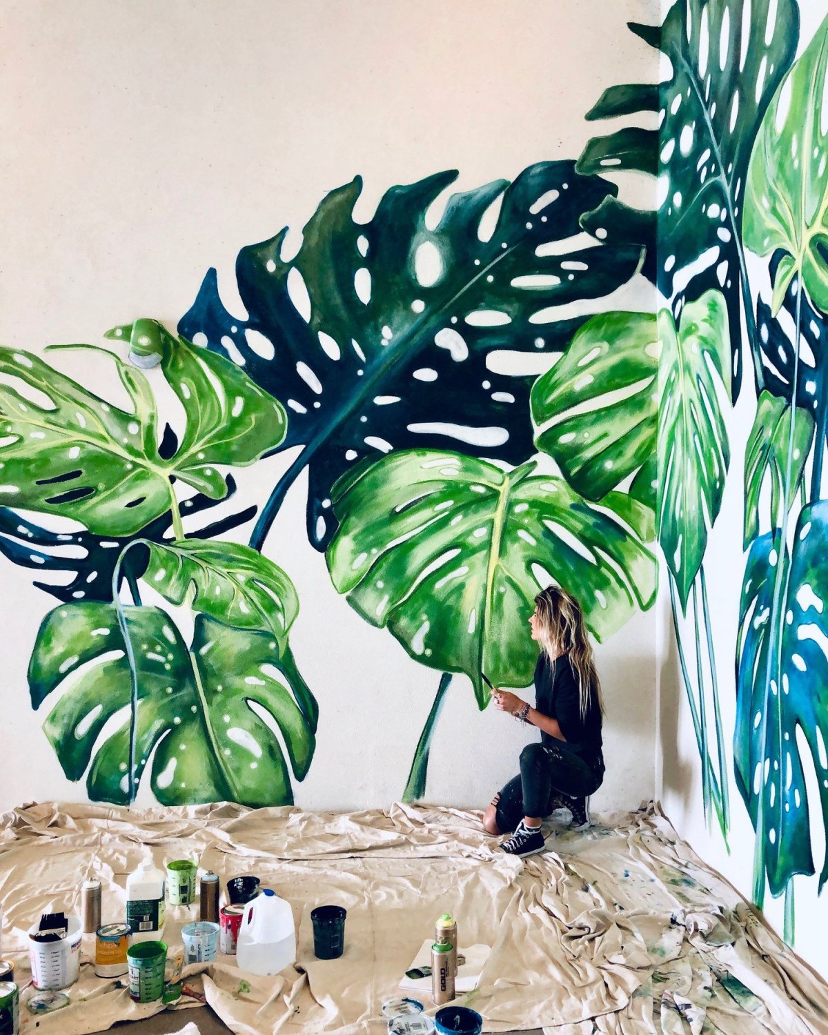 Огурцы роспись стены