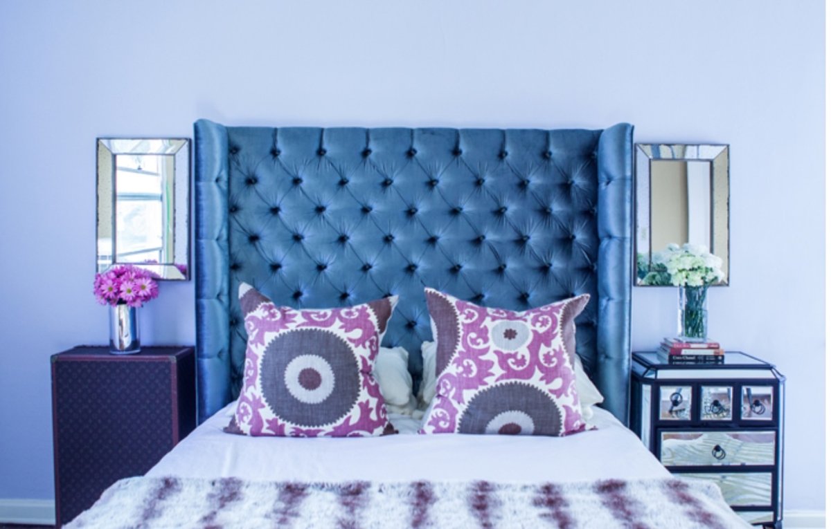 Темно синяя кровать