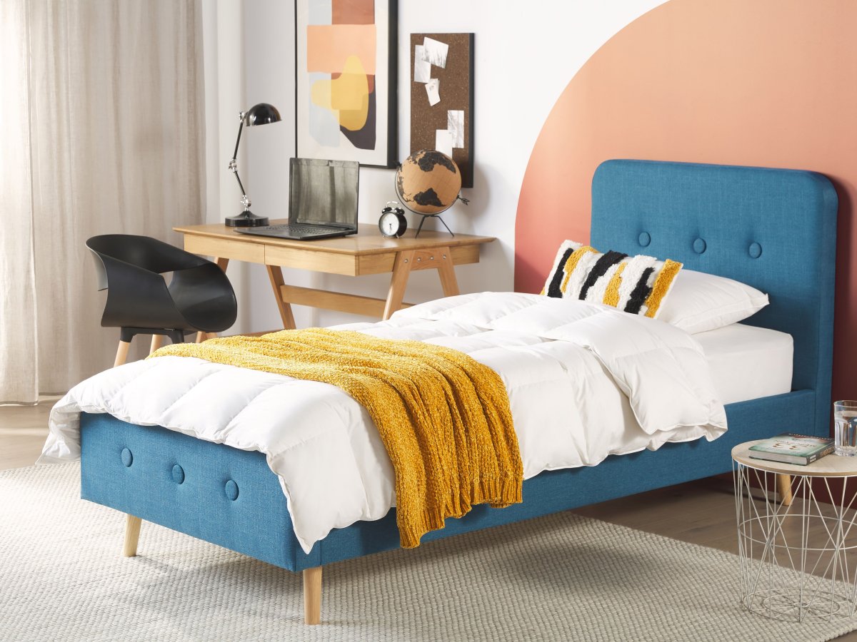 Синяя спинка кровати