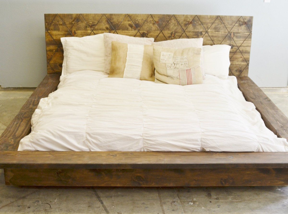 Деревянная кровать Сканди