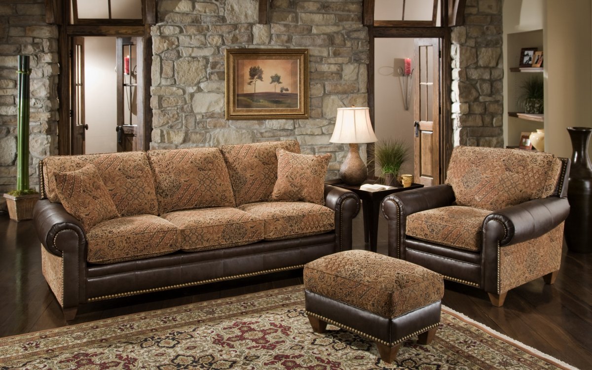 Мягкая мебель в интерьере гостиной