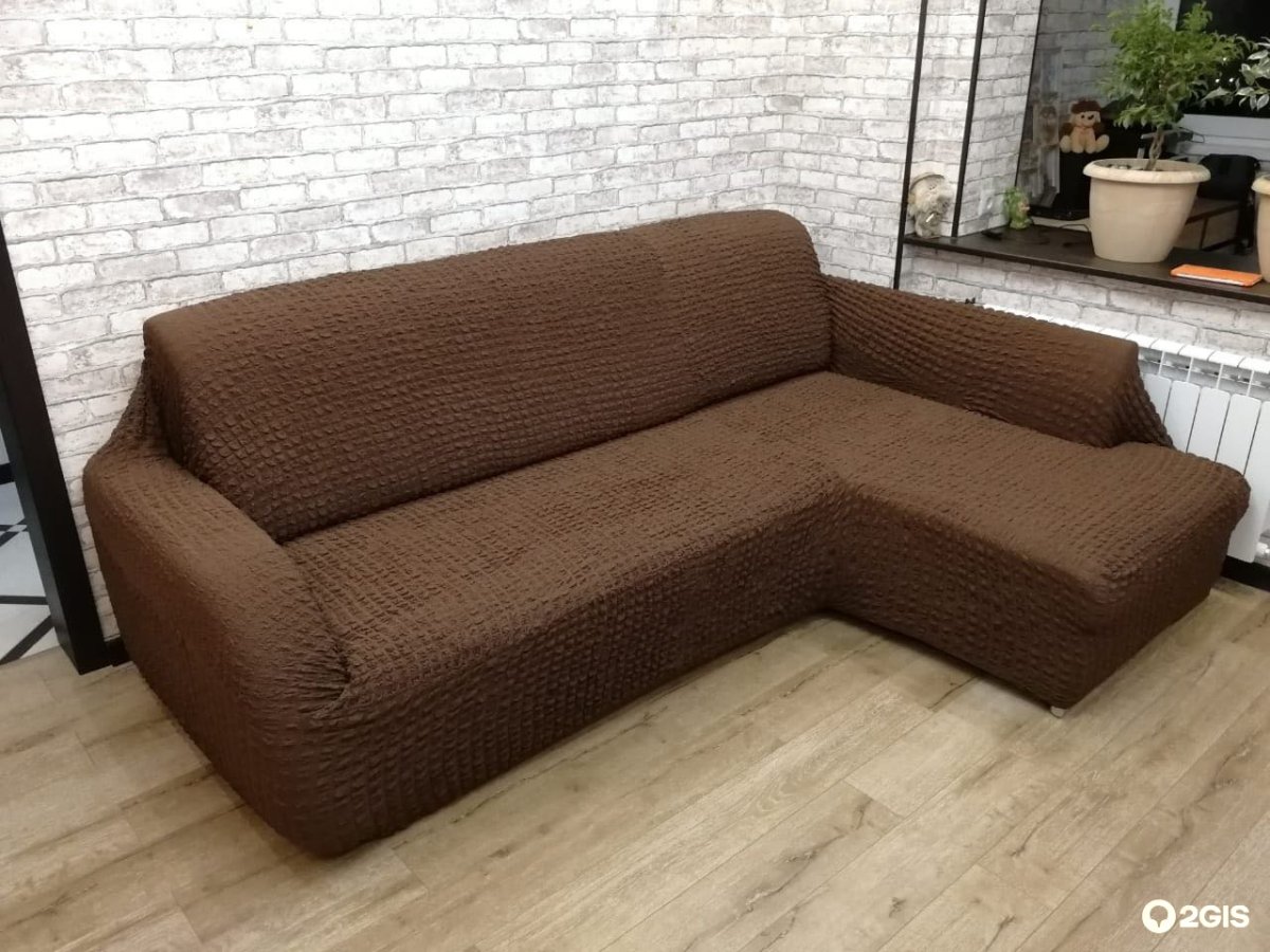 Чехол на угловой диван с оттоманкой