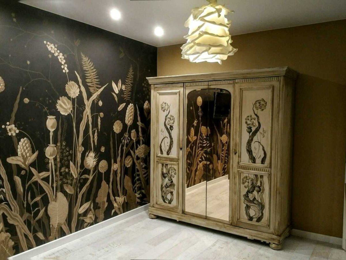 Шкаф в стиле декупаж