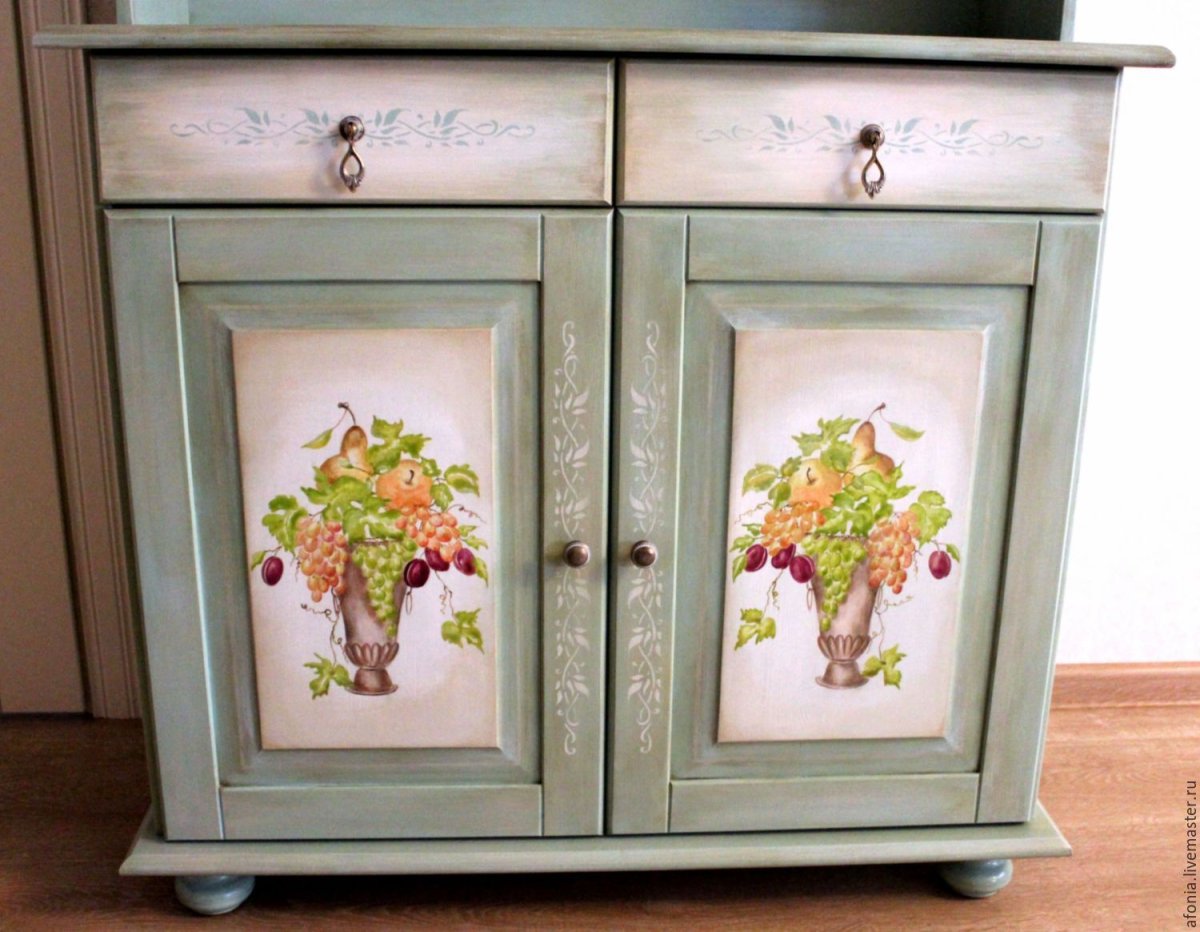 Роспись шкафа