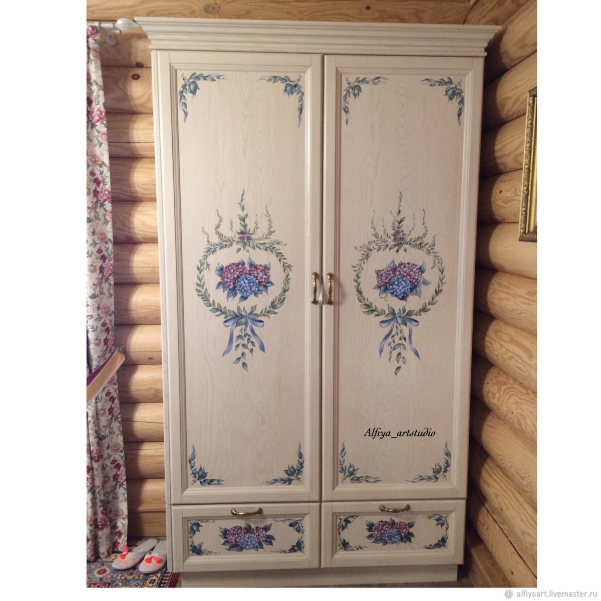 Расписная мебель в стиле Прованс