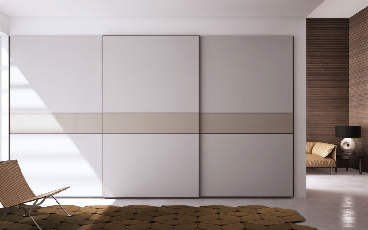 Шкаф распашной с интегрированными ручками