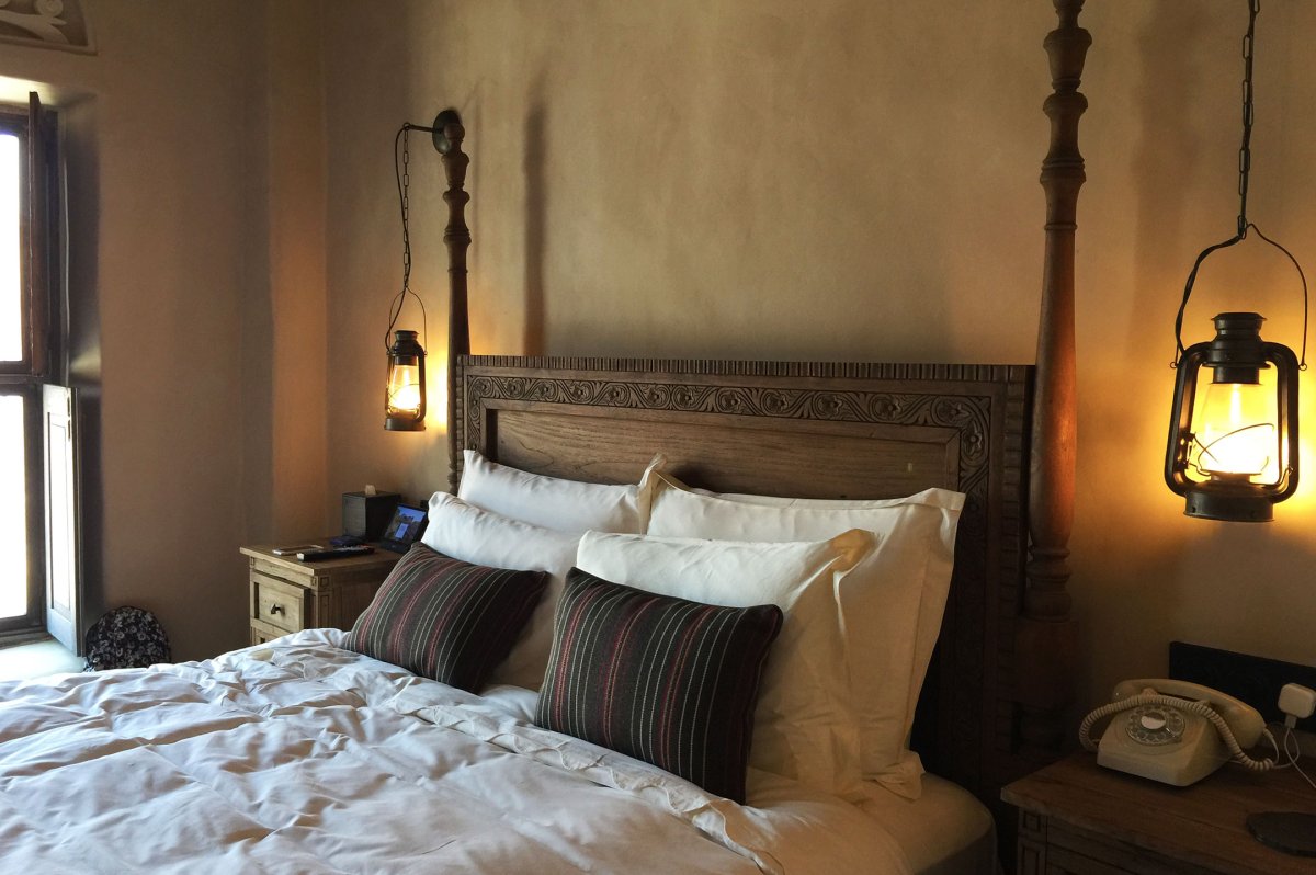 Светильники над кроватью