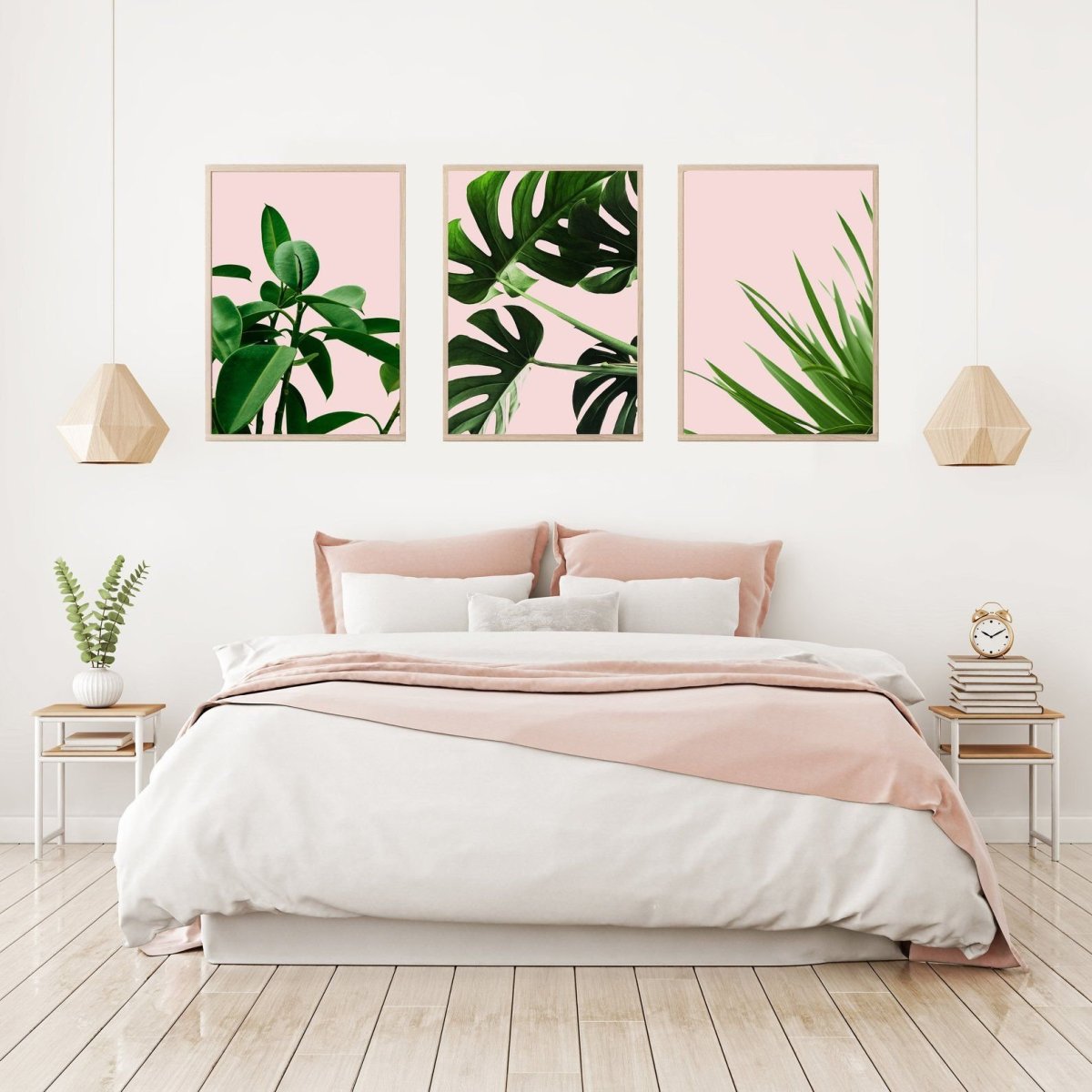 Постеры для спальни на стену