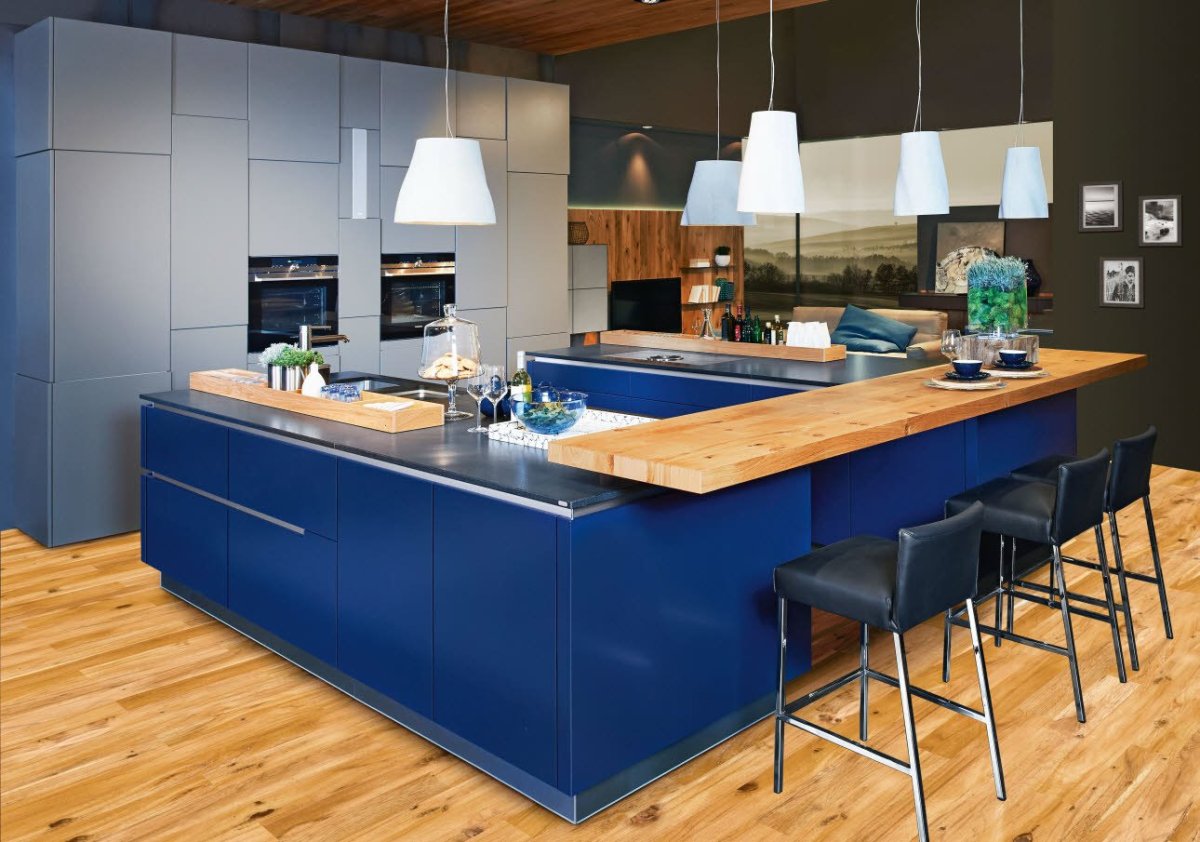 Кухня в синих тонах