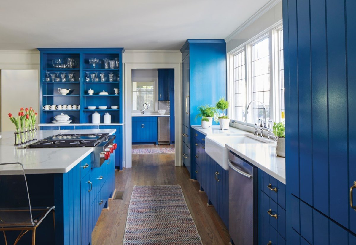 Синие кухни